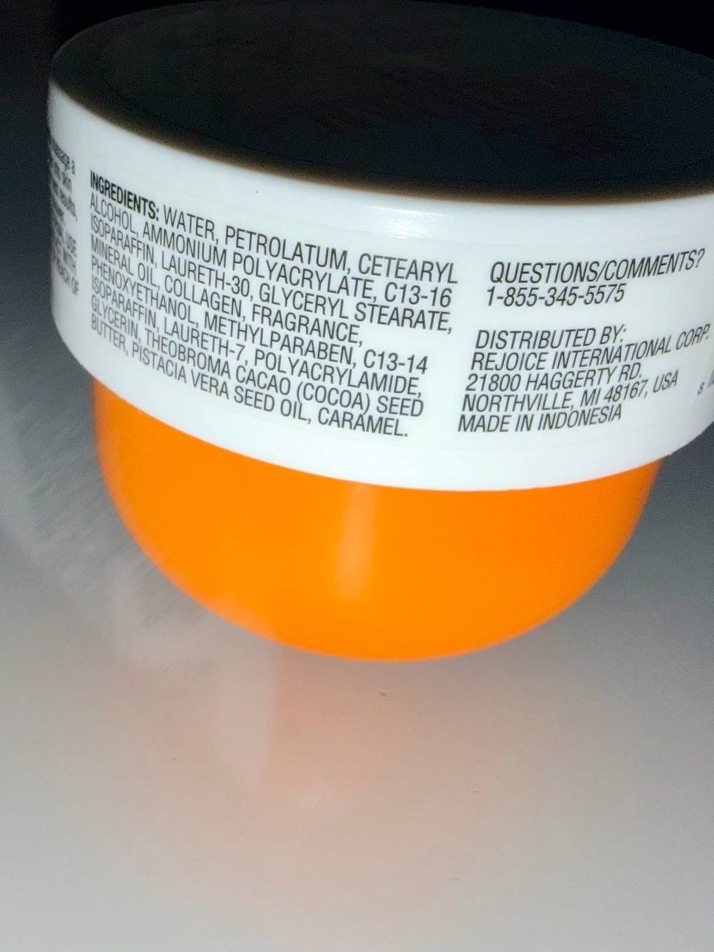 New-Body Butter - Pistachio & Caramel - Picture 4 of 6